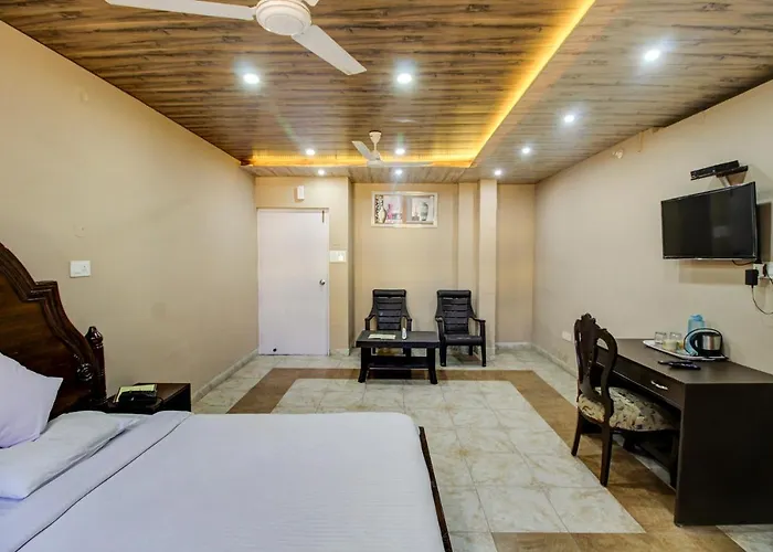 Hotel Pinjore Holiday Home