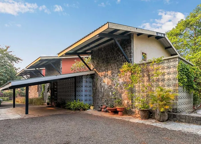 Stayvista'S Villa Amaaya - 3Bhk With Private Pool & Garden