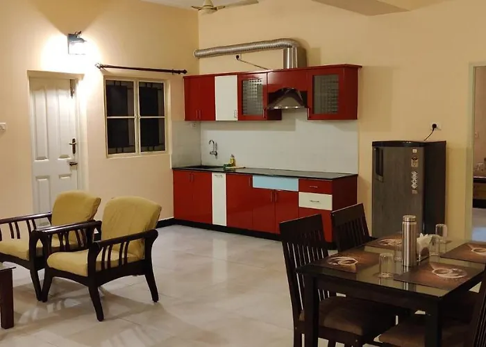 Coral Shelters Service Apartments Keelavasal