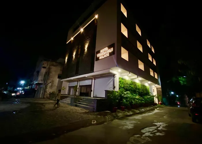 Hotel Vrindavan Palace