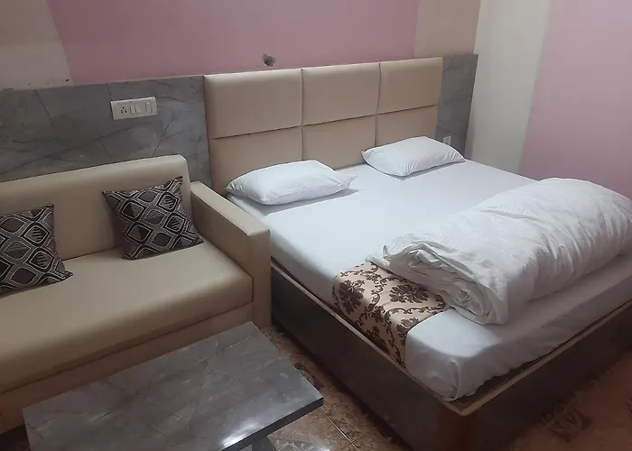 Hotel Natraj Palace