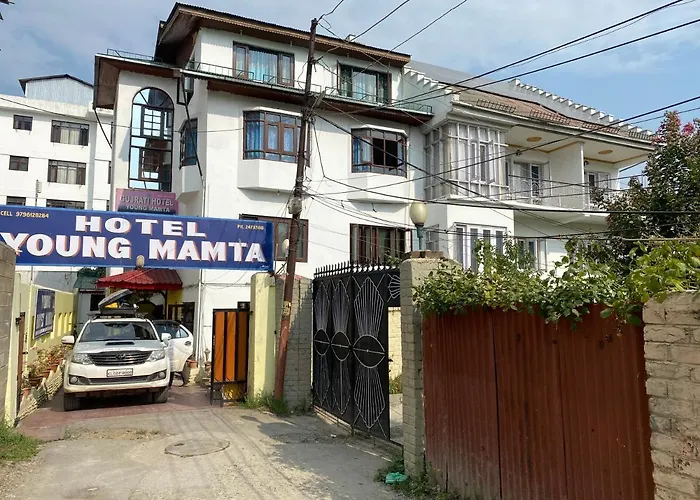 Hotel Young Mamta