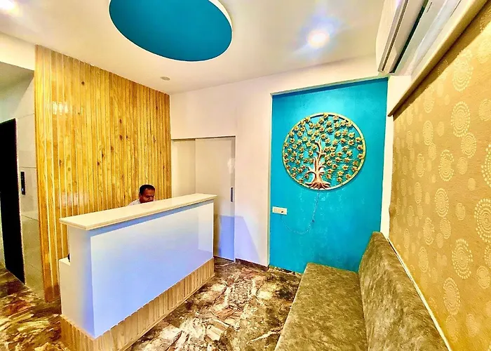 Hotel Mumbai House,Lig Square