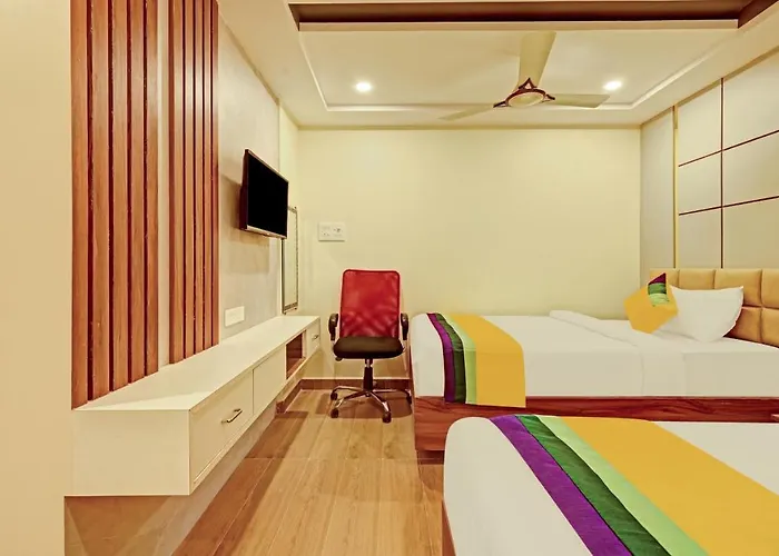 Itsy Hotels Sri Sai Grand Inn Near Mg Road & Pvp Mall