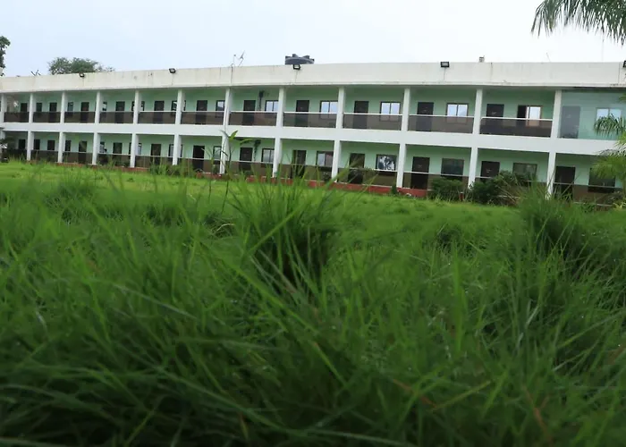 Raj Resort & Banquets