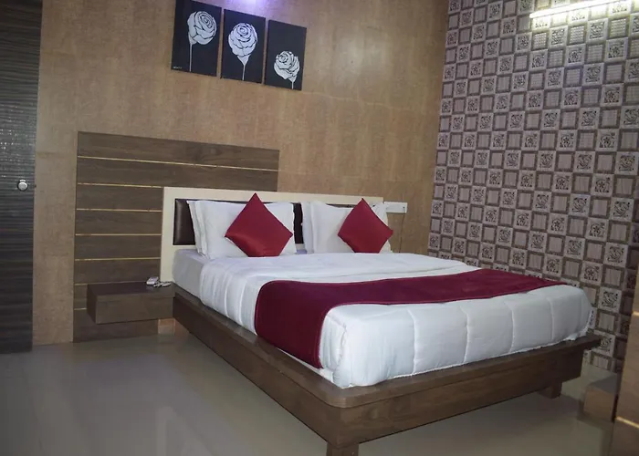 The Sky Comfort - Hotel The Heaven, Dwarka