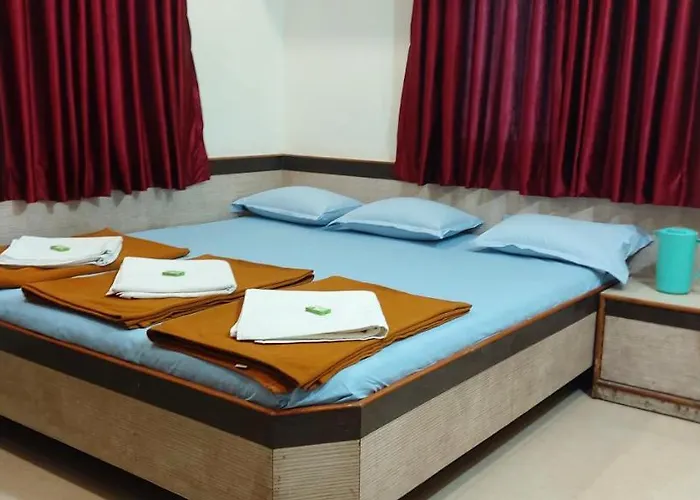 Sai Raghunandan Guest House