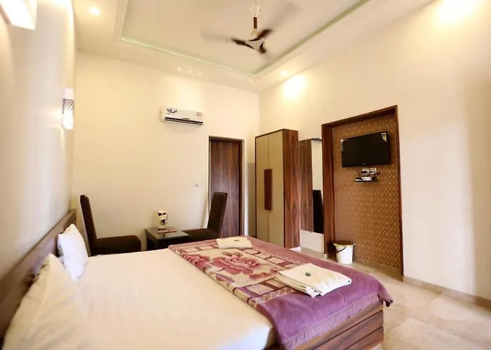 The Kohinoor Palace - A Heritage Hotel