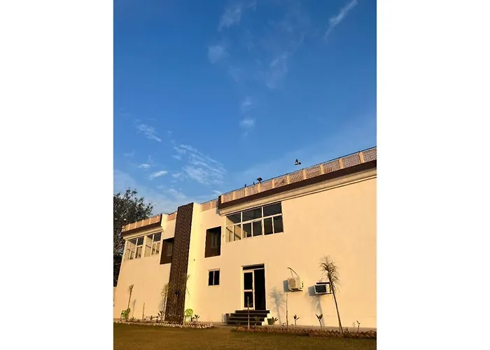 Ritumbhara Hotel & Resort Alwar