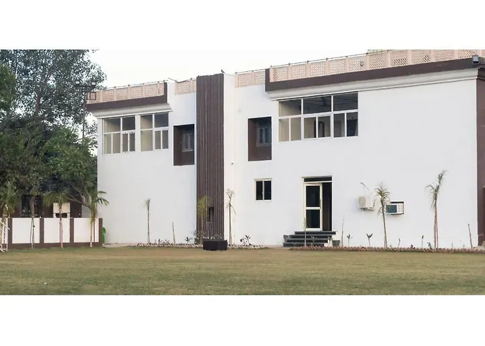 Ritumbhara Hotel & Resort Alwar