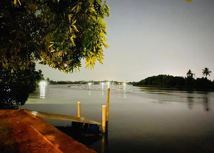 Anaya'S Lake House