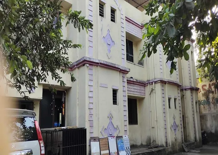 Hotel Satkar Lodging & Boarding By Wb Inn