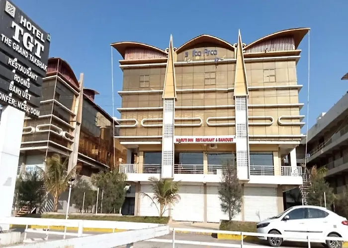 The Grand Takshak Hotel