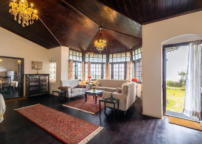 Ama Stays & Trails - Wayside Villa, Kurseong