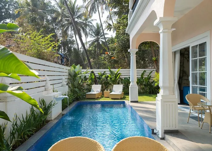 Elivaas Signature 4 Bhk With Pvt Pool & Terrace - Opalys