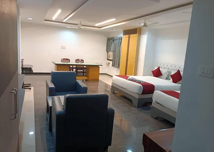 Hotel Blue Moon