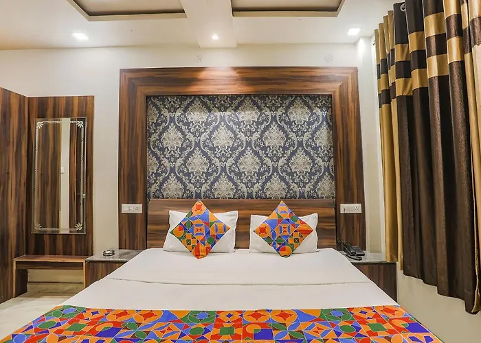 Fabhotel Shri Ram Kashi