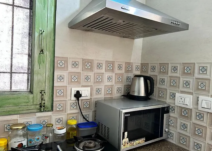 Cozy Nest Independent Apartment - Government Of India Certified B&B