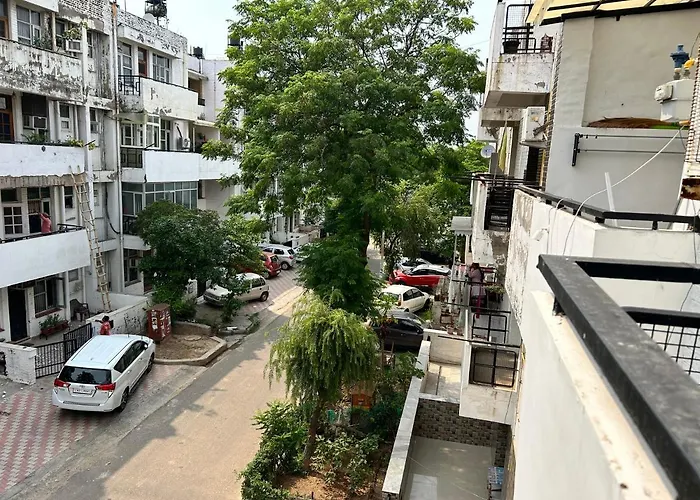Cozy Nest Independent Apartment - Government Of India Certified B&B