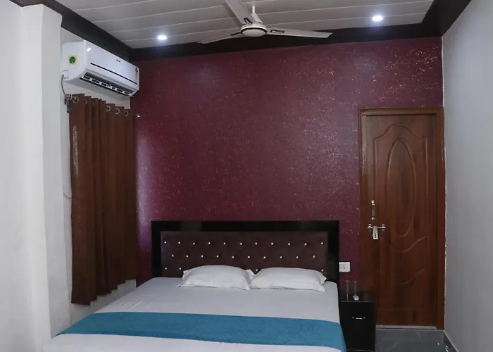 Hotel Crown Residency