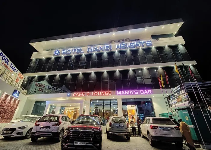 Hotel Mandi Heights - Bar, Fine Dining & Banquet Hall