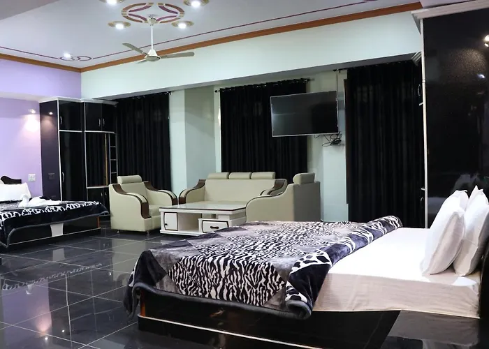 Gunjyal Madhur Residency