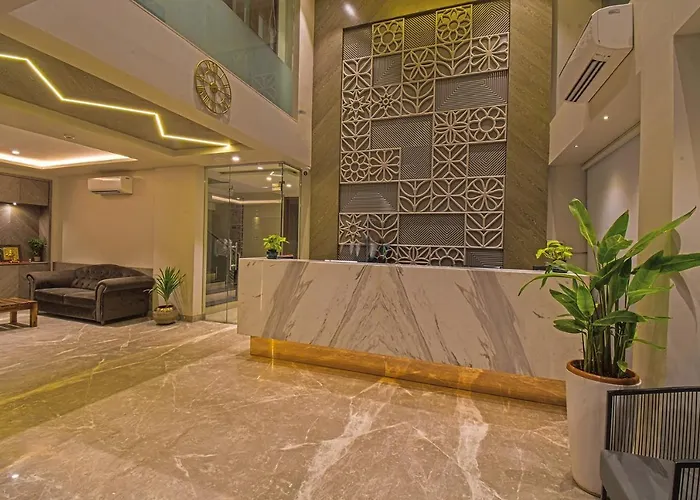 Hotel Season 4 -3-Star Hotel