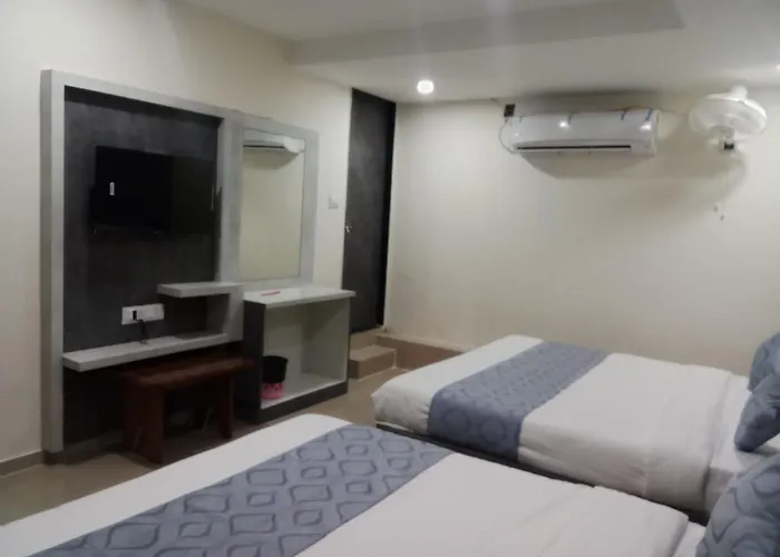 Hotel Rk Villa