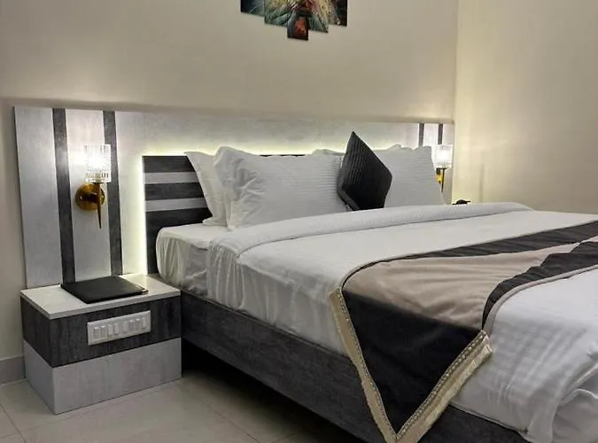 Ponmari Villa