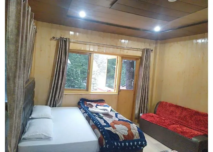 Hotel Prakriti