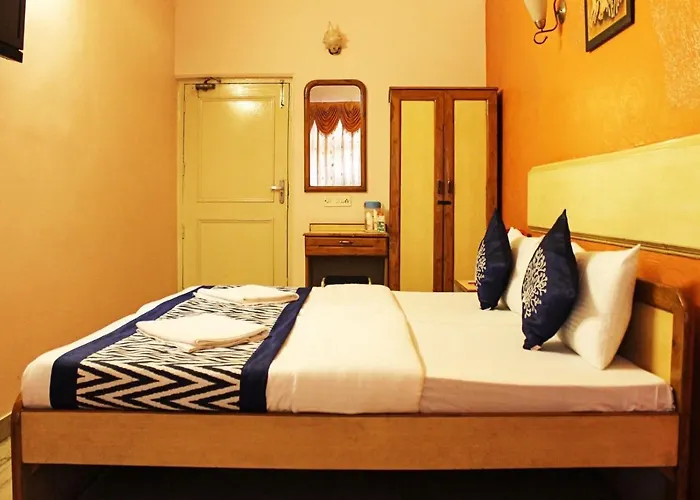 Hotel O Royale Paradise