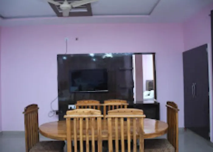 Hotel Yash Palace & Ok Veg Resturant Maihar