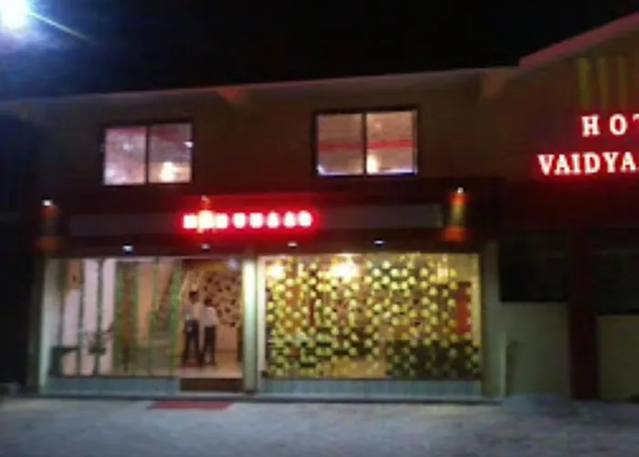 Hotel Vaidya Regency & Manuhar Restaurant, Balaghat