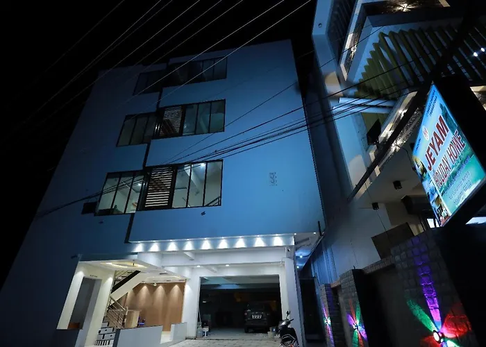 Jeyam Holiday Home