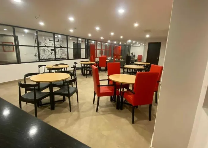 Townhouse Rohini Near Rithala Metro Station