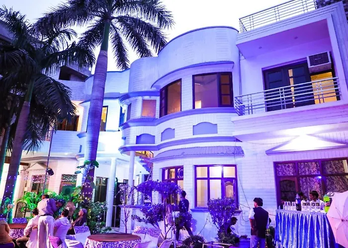 Hotel Unique House