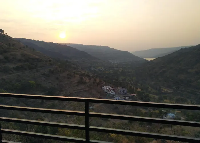 Western Valley Cottages , Panchagani