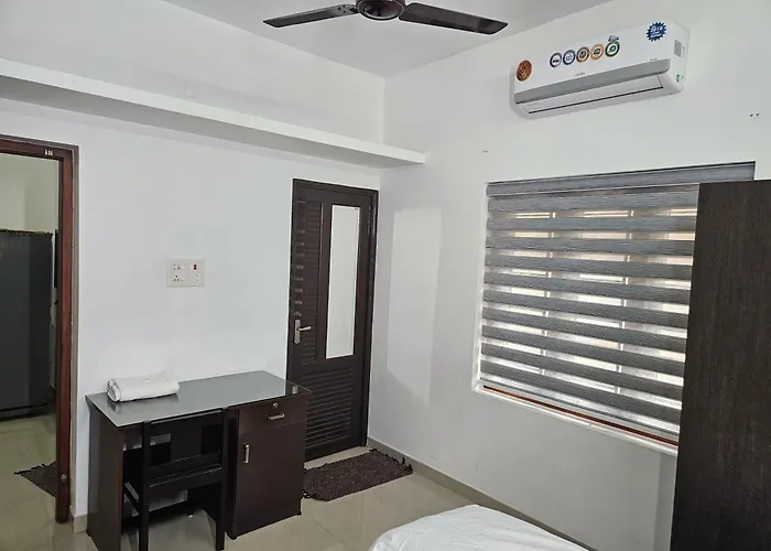 Saaketh Holiday Home