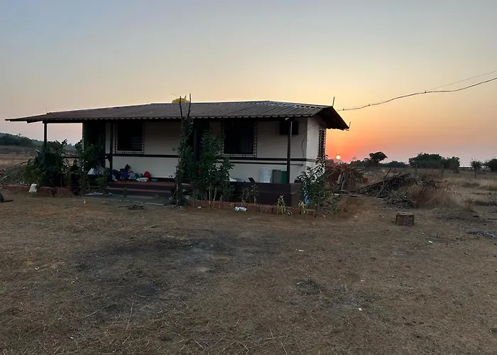 Hiranya Farm Stay