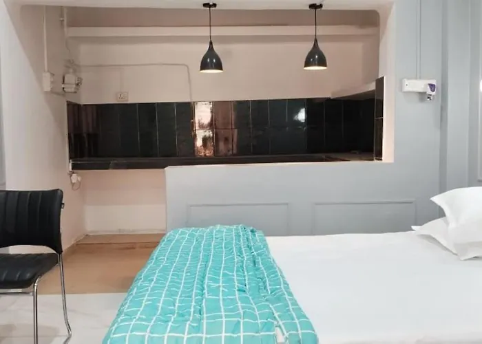 Janki Kunj Varanasi- 3 Room Home