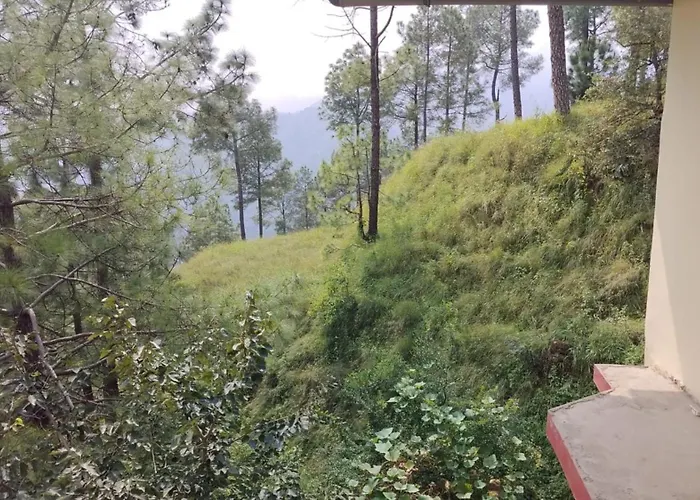 Goroomgo Homestay Sukh Dham Shimla - Homestay Like Home Feeling Mountain View