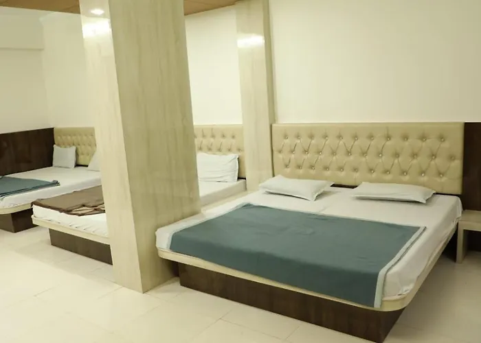 Hotel Sahil 4 Min Distance From Dargah