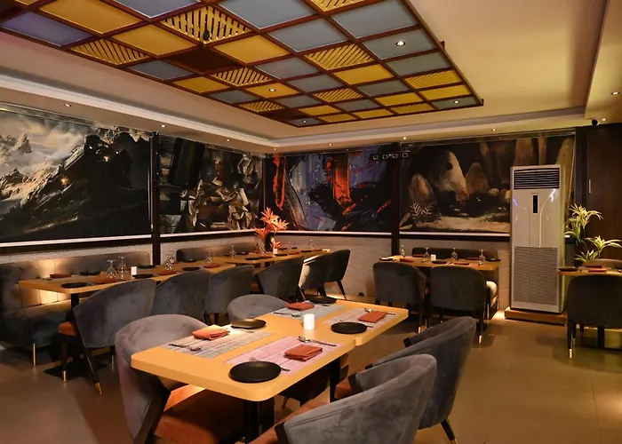 Hotel Trax International