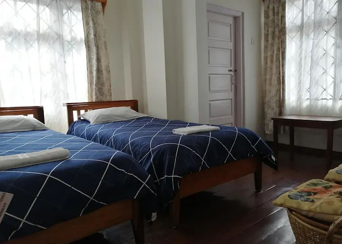 Crossroad Bed & Breakfast Shillong