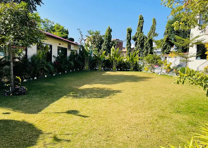 Dev Villa Resort