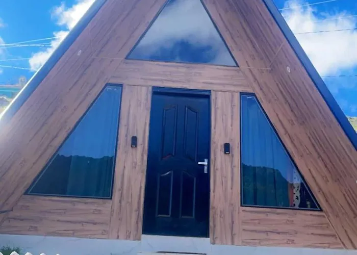 Camp O Royale
