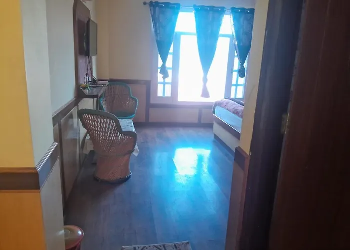 Cheerful & Delight Stay In Shimla