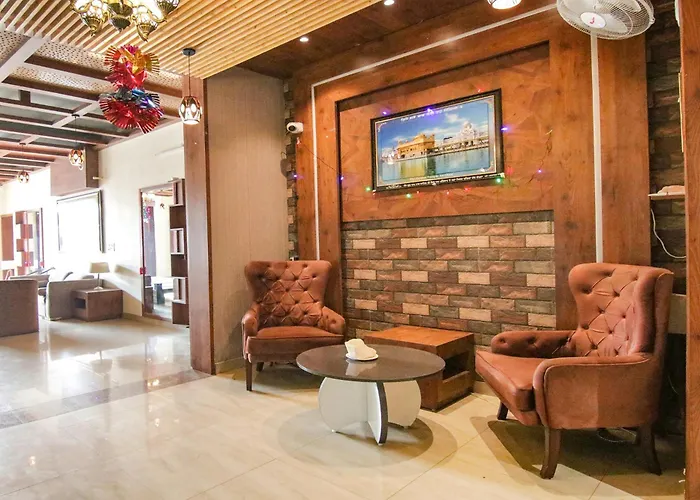 Fabhotel K9 Regency