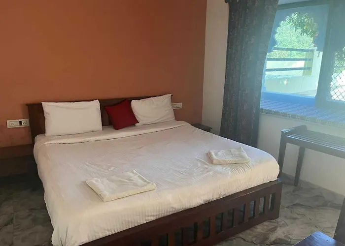 Hotel O Royal Prince