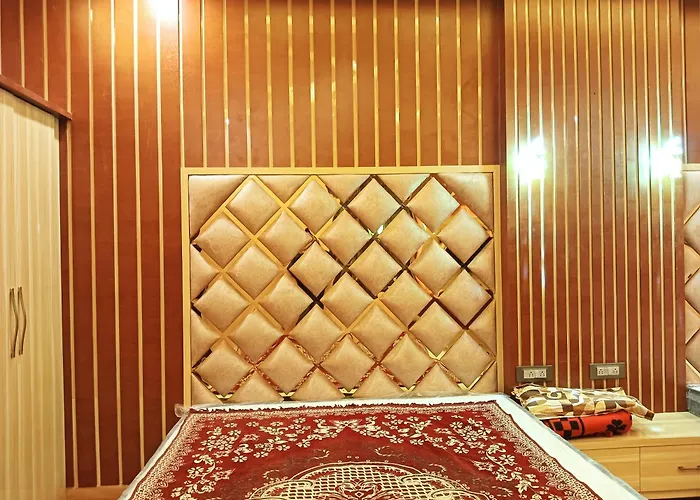 Hotel Ashok Vihar